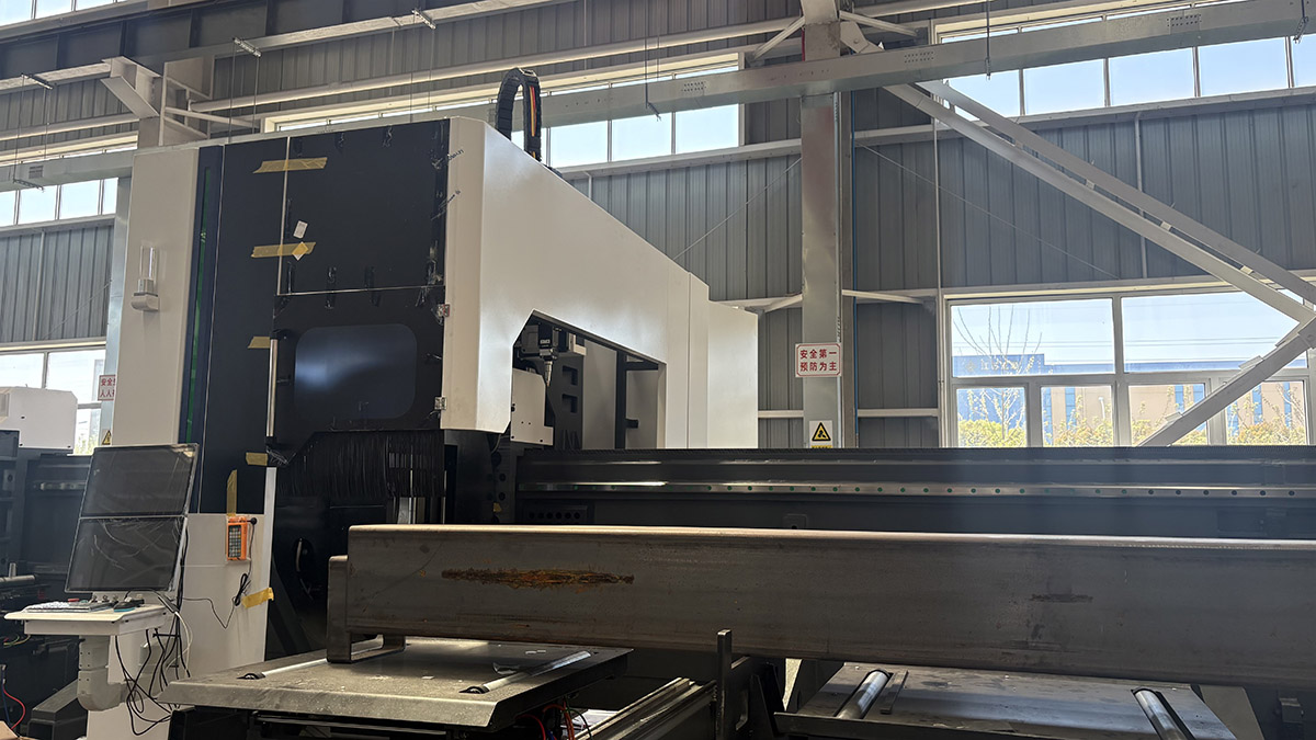 Good News! Liyang Laser’s Custom Three-Chuck Heavy-Duty Pipe Cutting Machine for Algerian Customer Enters Final Commissioning, Ready for Shipment!-Laser Cutting Machine | LIYANG Laser from China