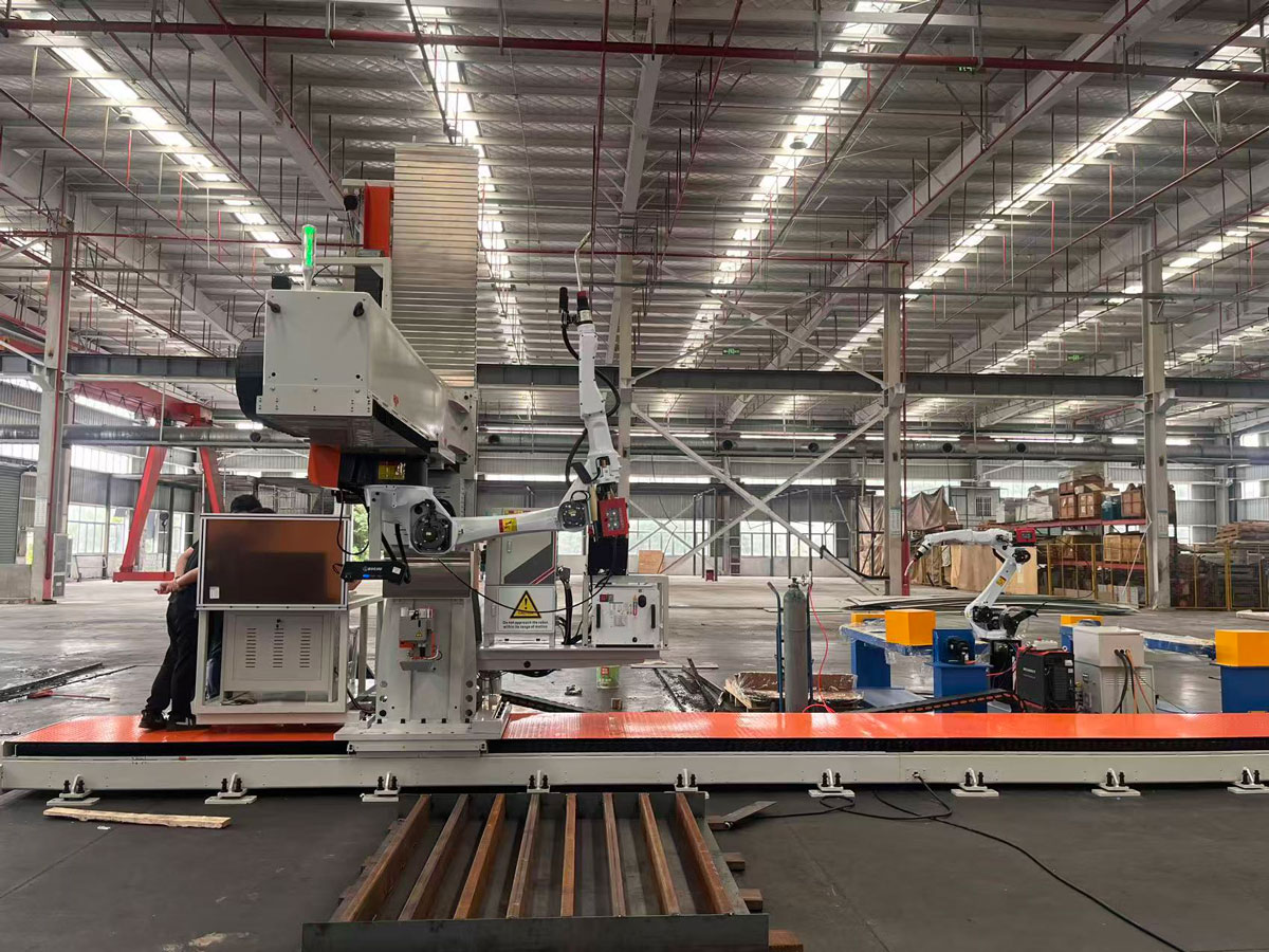 Overseas Collaboration | Russian Clients Inspect LEYOUNG’s Cantilever 9-Axis Welding Robots-Laser Cutting Machine | LIYANG Laser from China Overseas Collaboration | Russian Clients Inspect LEYOUNG’s Cantilever 9-Axis Welding Robots-Laser Cutting Machine | LIYANG Laser from China