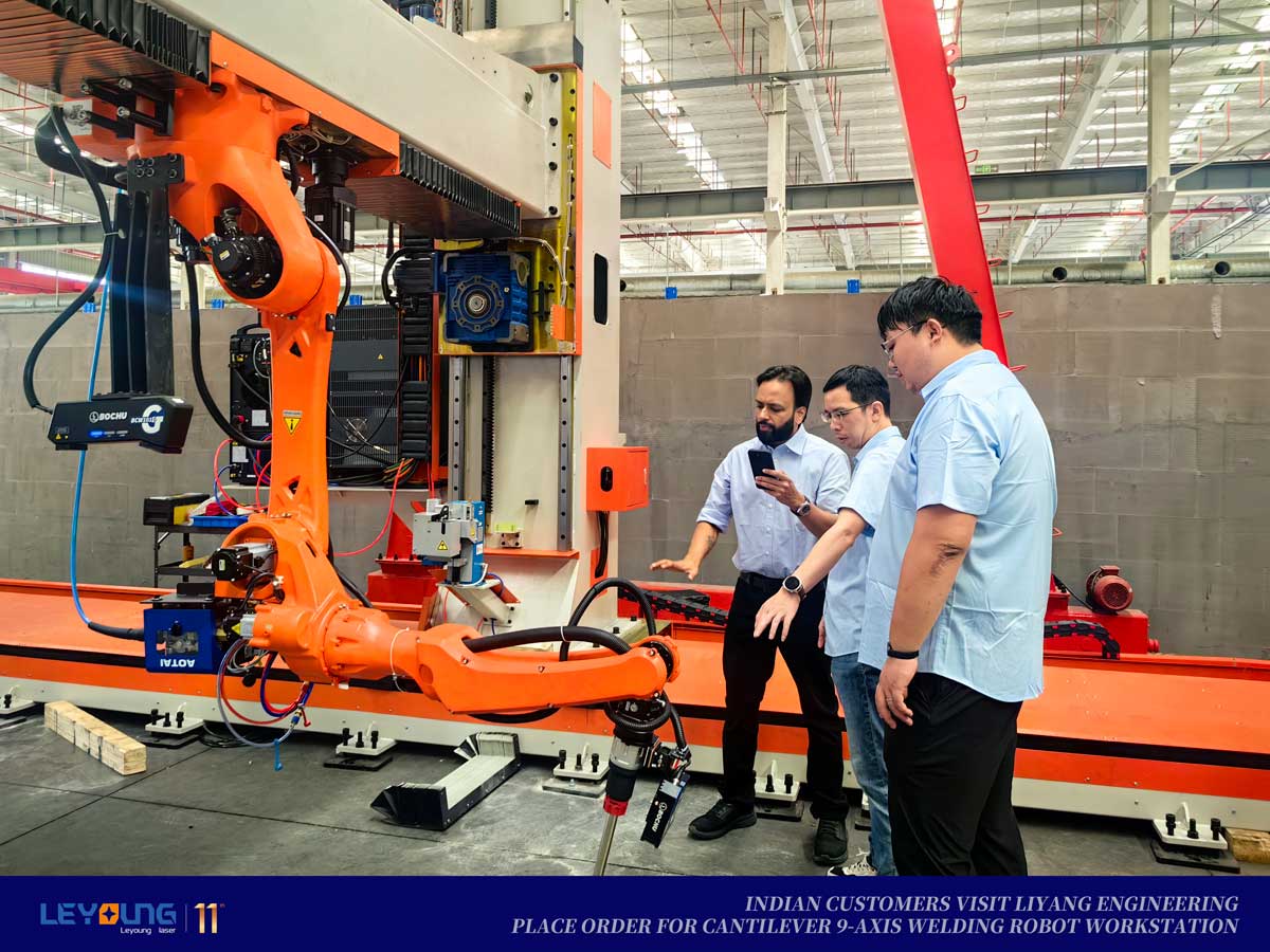 Indian Customers Visit LEYOUNG Engineering, Place Order for Cantilever 9-Axis Welding Robot Workstation-Laser Cutting Machine | LIYANG Laser from China Indian Customers Visit LEYOUNG Engineering, Place Order for Cantilever 9-Axis Welding Robot Workstation-Laser Cutting Machine | LIYANG Laser from China