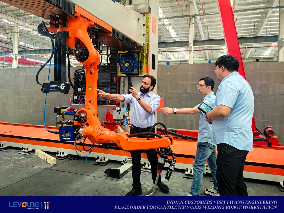 Indian Customers Visit LEYOUNG Engineering, Place Order for Cantilever 9-Axis Welding Robot Workstation-Laser Cutting Machine | LIYANG Laser from China Indian Customers Visit LEYOUNG Engineering, Place Order for Cantilever 9-Axis Welding Robot Workstation-Laser Cutting Machine | LIYANG Laser from China